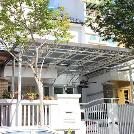 Nautilus Bay Home George Town Exterior photo